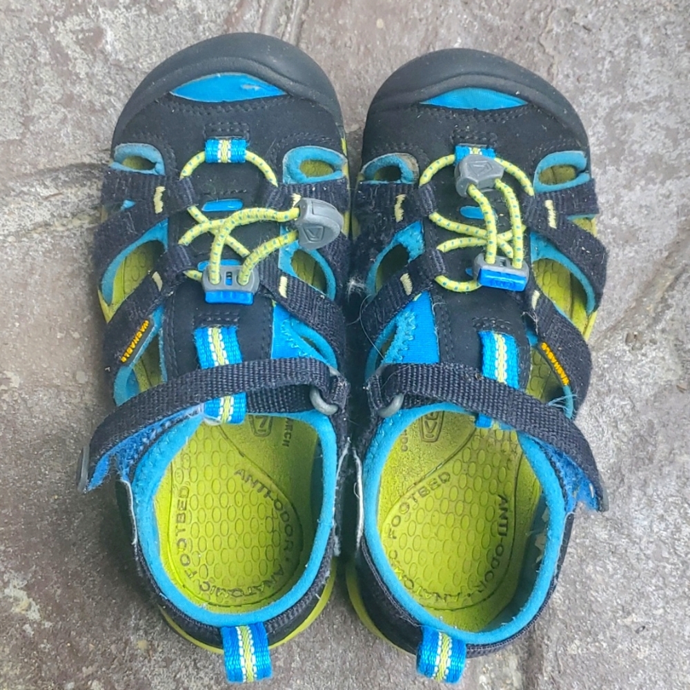 Toddler Keen Sandals Size 12